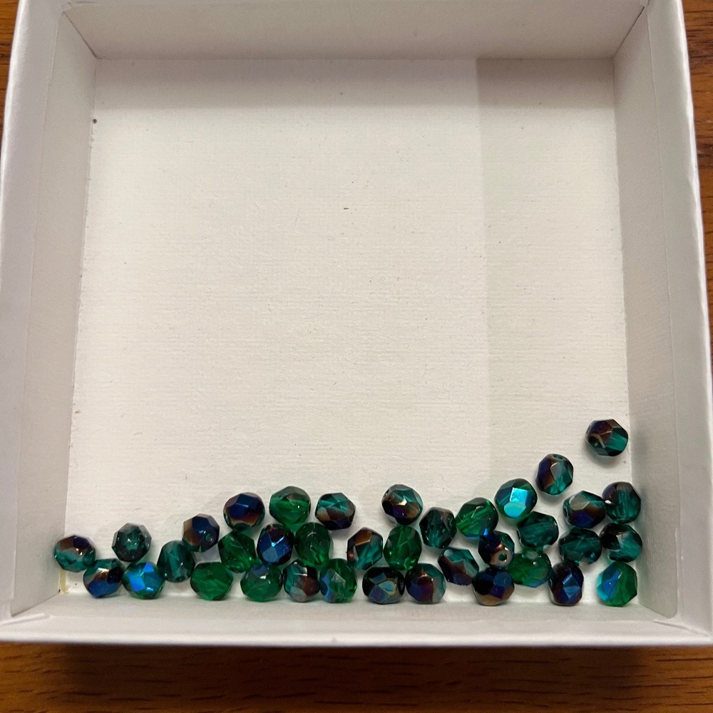 Bead Lot Czech fire-polished glass, teal blue iris, 6mm  faceted round, 37 beads